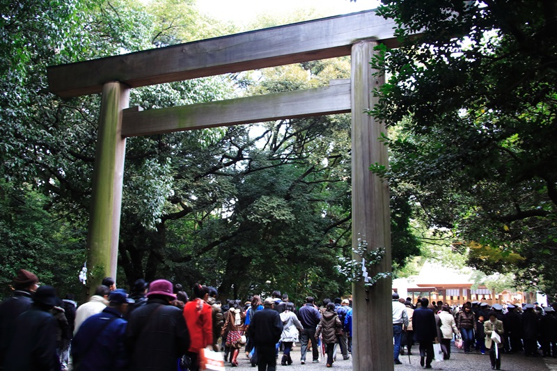 【画題】初詣　【撮影地】愛知県名古屋市　熱田神宮